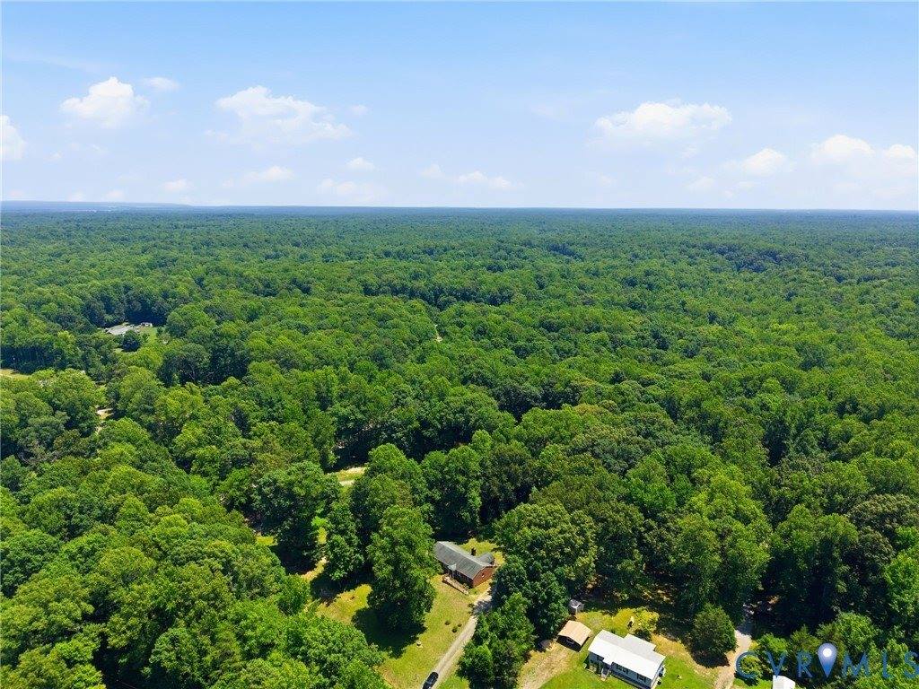 10111 Tunstall Road, New Kent, VA 23124