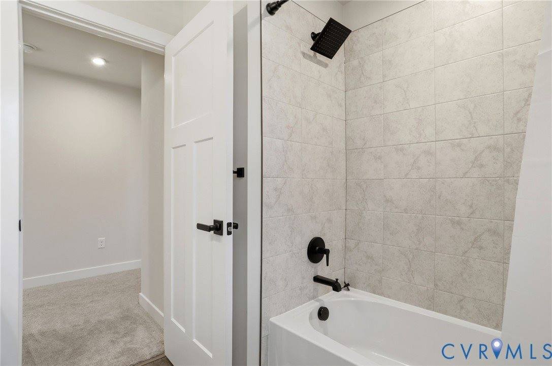 2024 Enon Station Drive, Chester, VA 23836