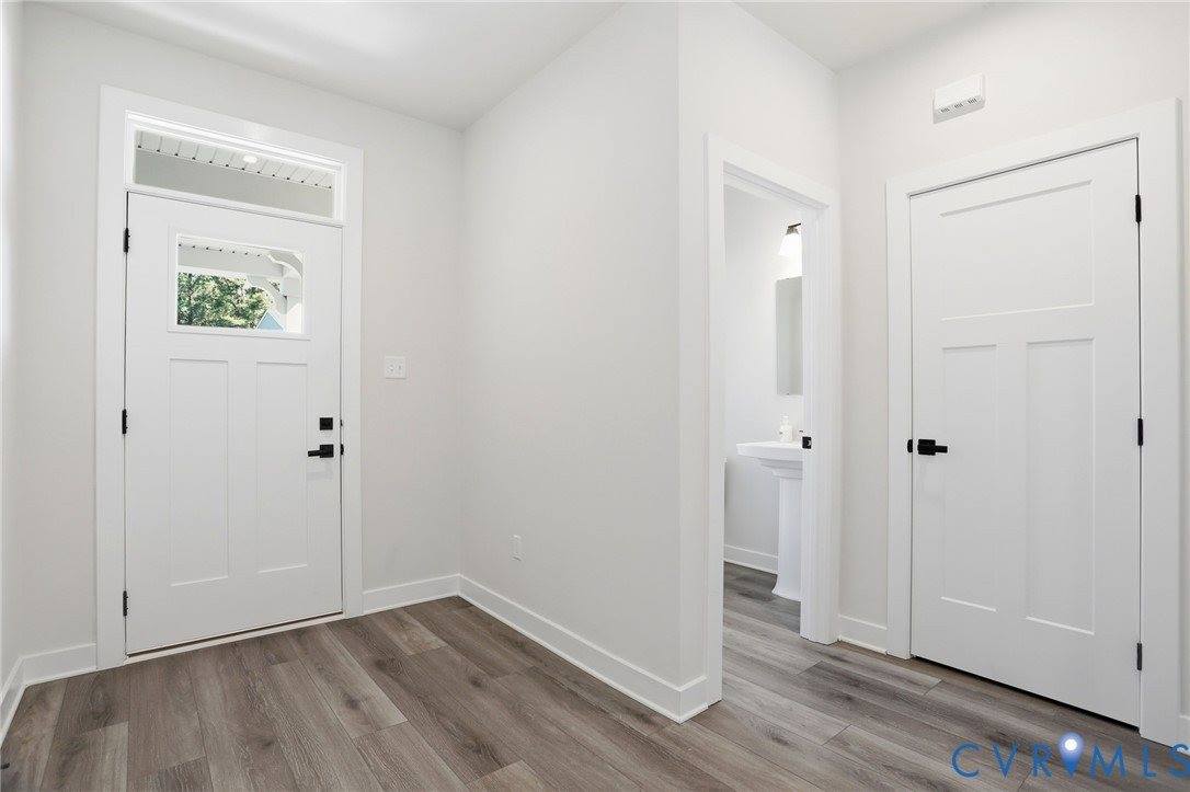 2024 Enon Station Drive, Chester, VA 23836