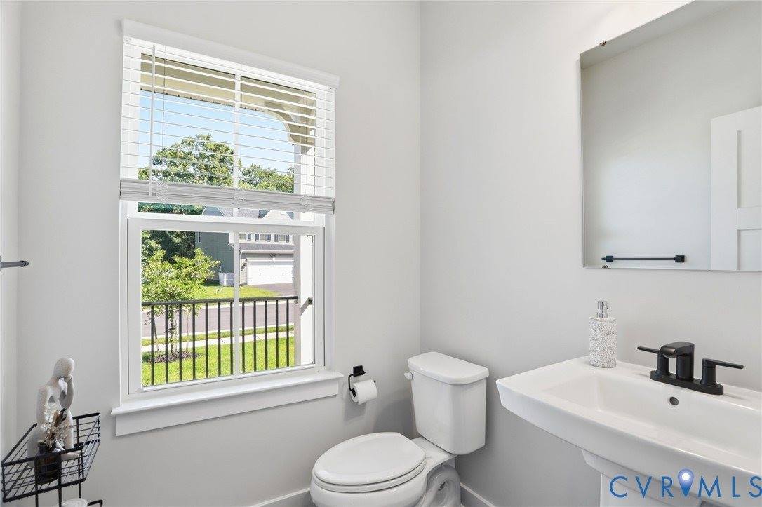 2024 Enon Station Drive, Chester, VA 23836