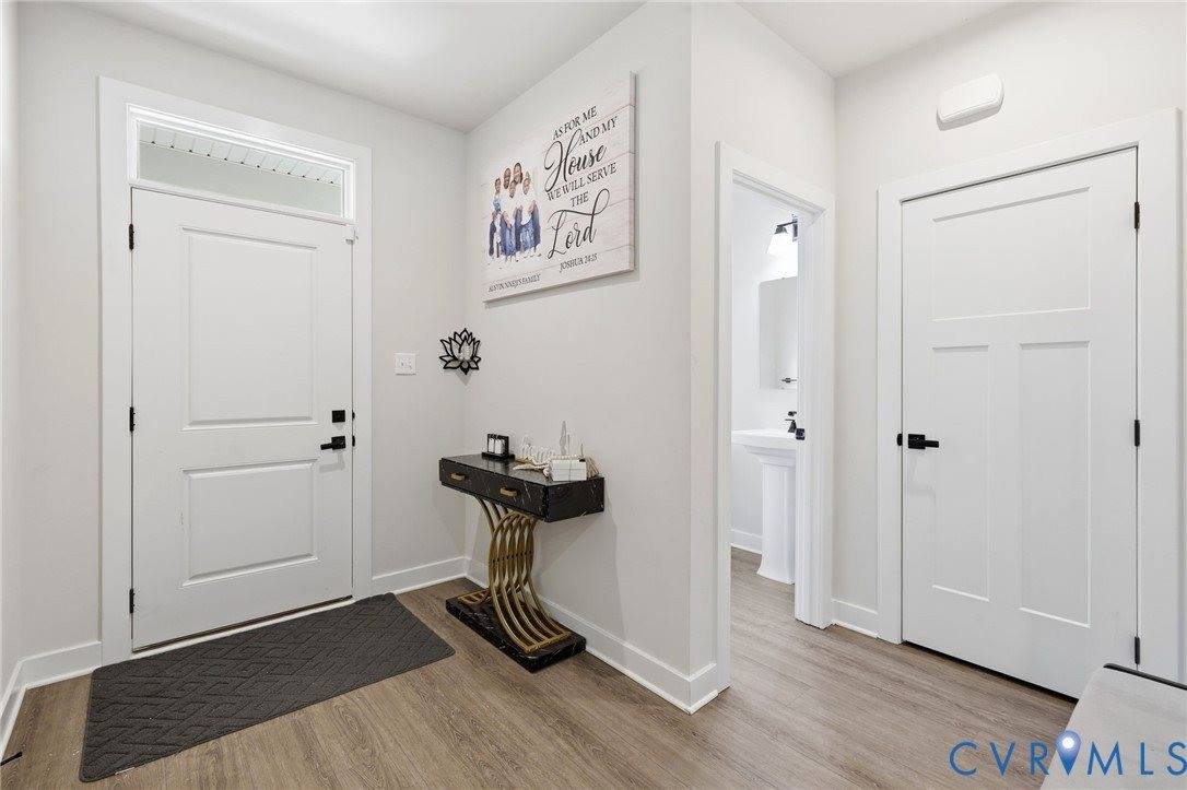 2012 Enon Station Drive, Chester, VA 23836