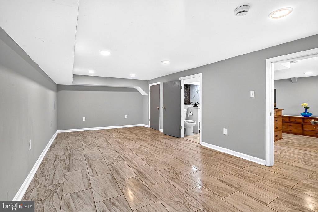 4000 Kathland Avenue, Baltimore, MD 21207