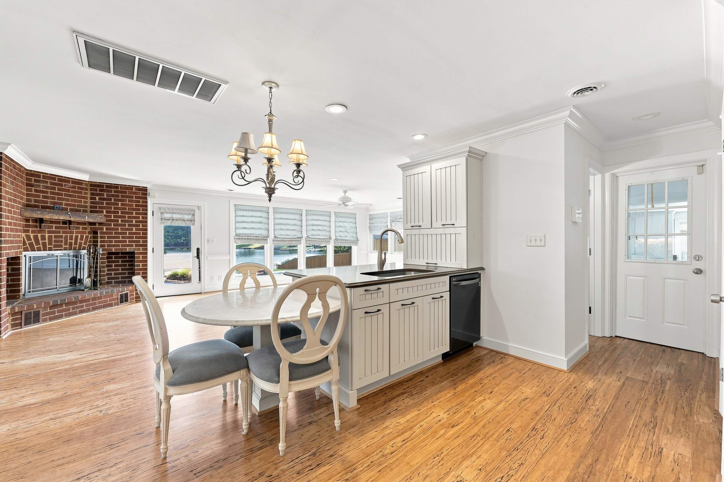 228 Convention Dr., Virginia Beach, VA 23462