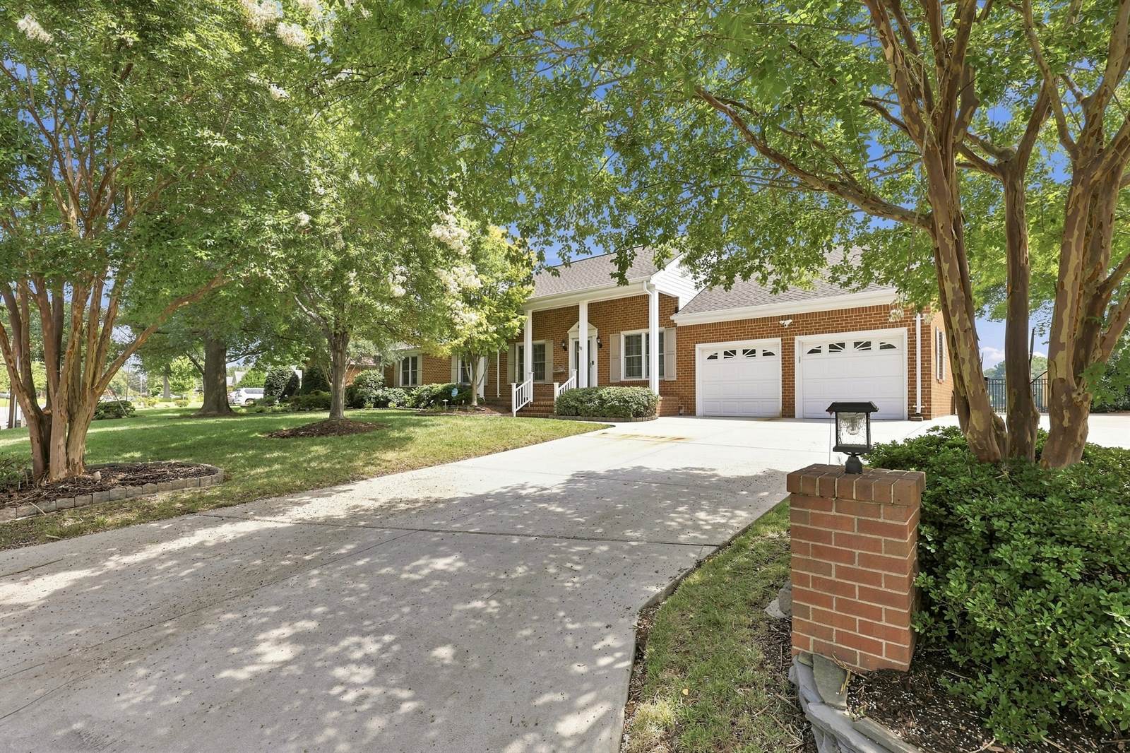 228 Convention Dr., Virginia Beach, VA 23462