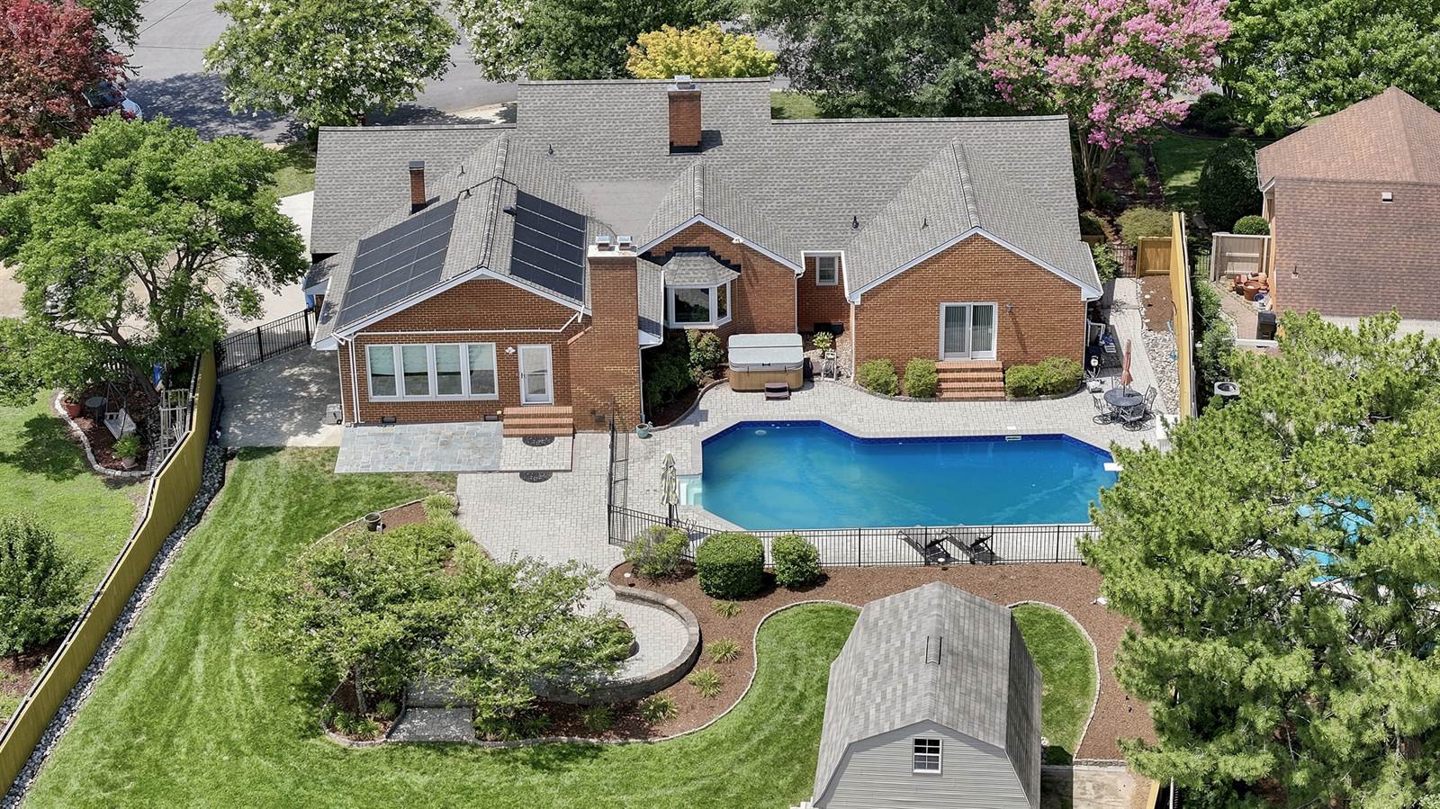 228 Convention Dr., Virginia Beach, VA 23462