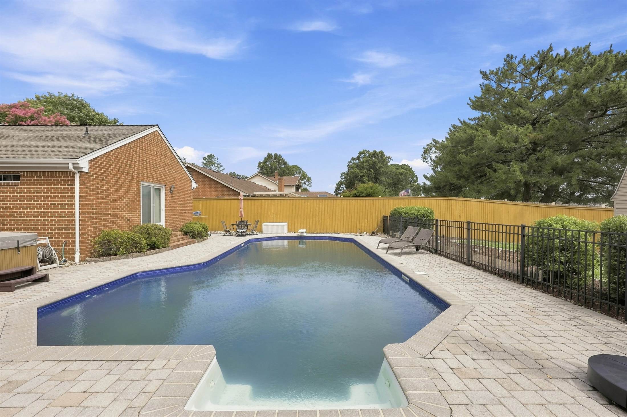 228 Convention Dr., Virginia Beach, VA 23462