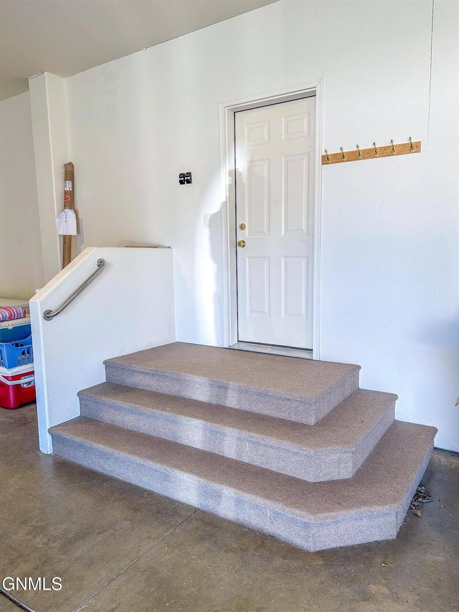 1959 Mesquite Loop, Bismarck, ND 58503