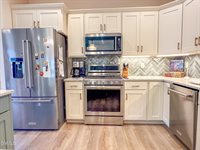 1959 Mesquite Loop, Bismarck, ND 58503