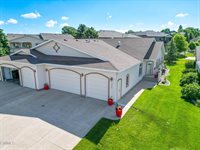 1959 Mesquite Loop, Bismarck, ND 58503