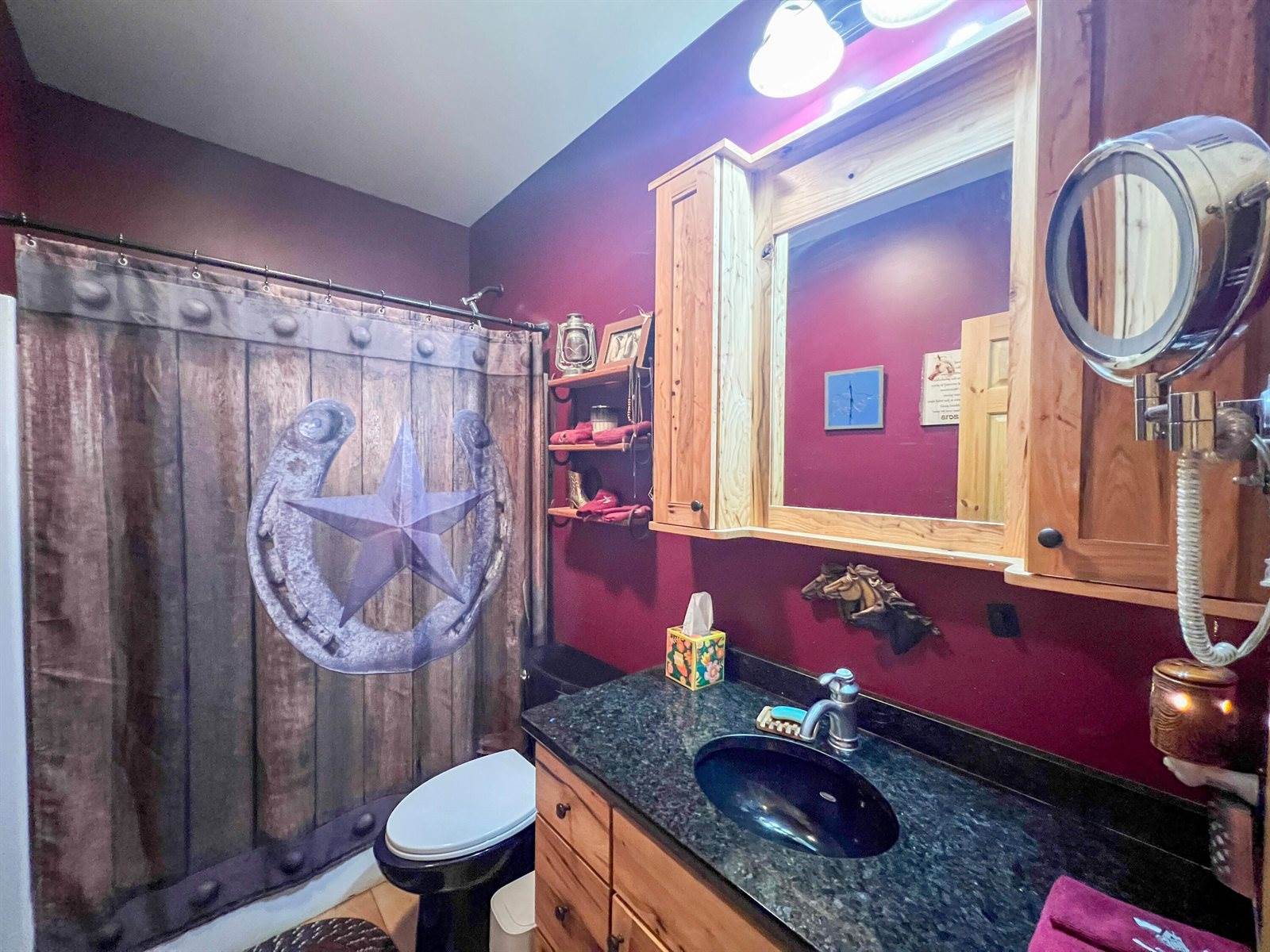 2839 Blair Rd, New Albin, IA 52160