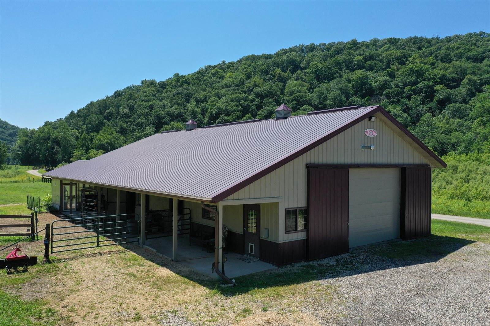 2839 Blair Rd, New Albin, IA 52160
