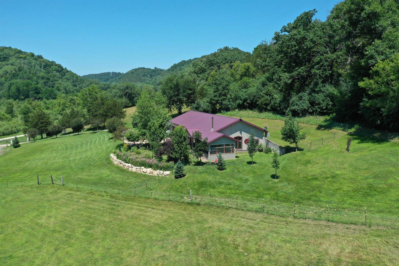 2839 Blair Rd, New Albin, IA 52160