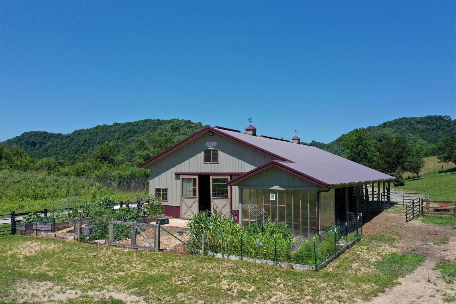 2839 Blair Rd, New Albin, IA 52160