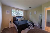 2312 N 200 E, Anderson, IN 46012