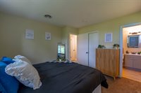 2312 N 200 E, Anderson, IN 46012