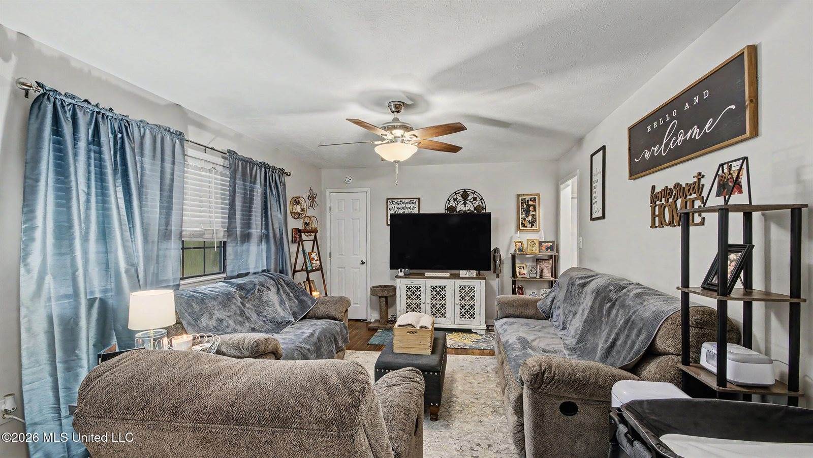 330 South Fox Hall Road, Pearl, MS 39208