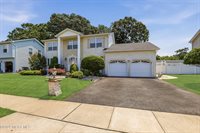 11 Bronia Street, Howell, NJ 07731