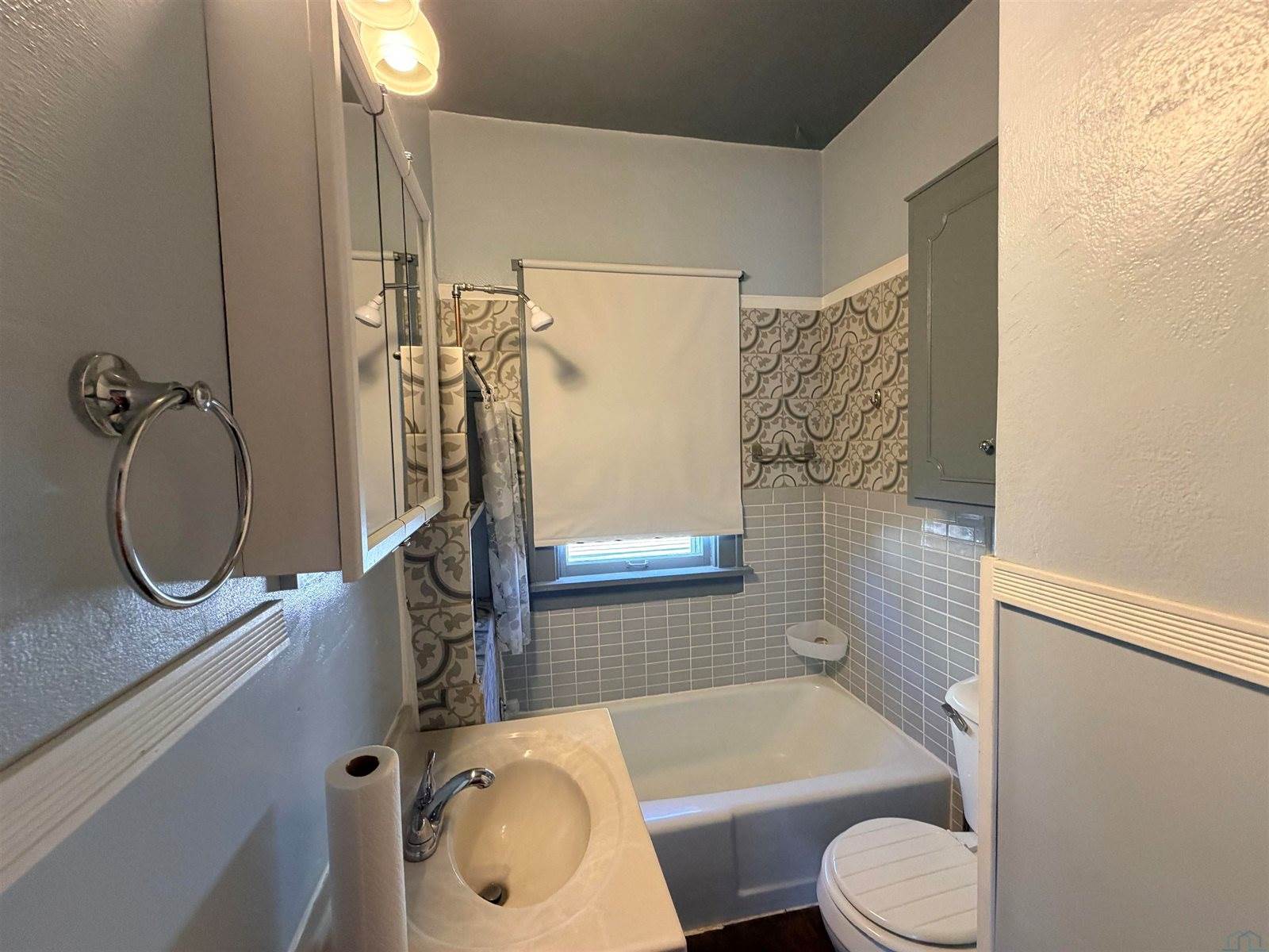 3335 6th Ave, Sioux City, IA 51106