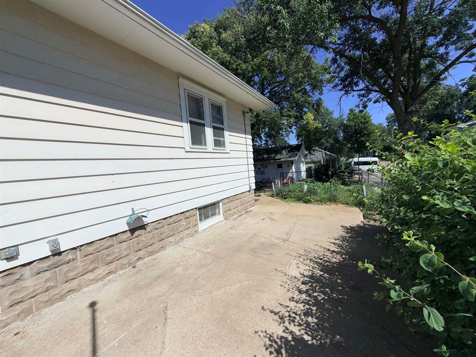 3335 6th Ave, Sioux City, IA 51106