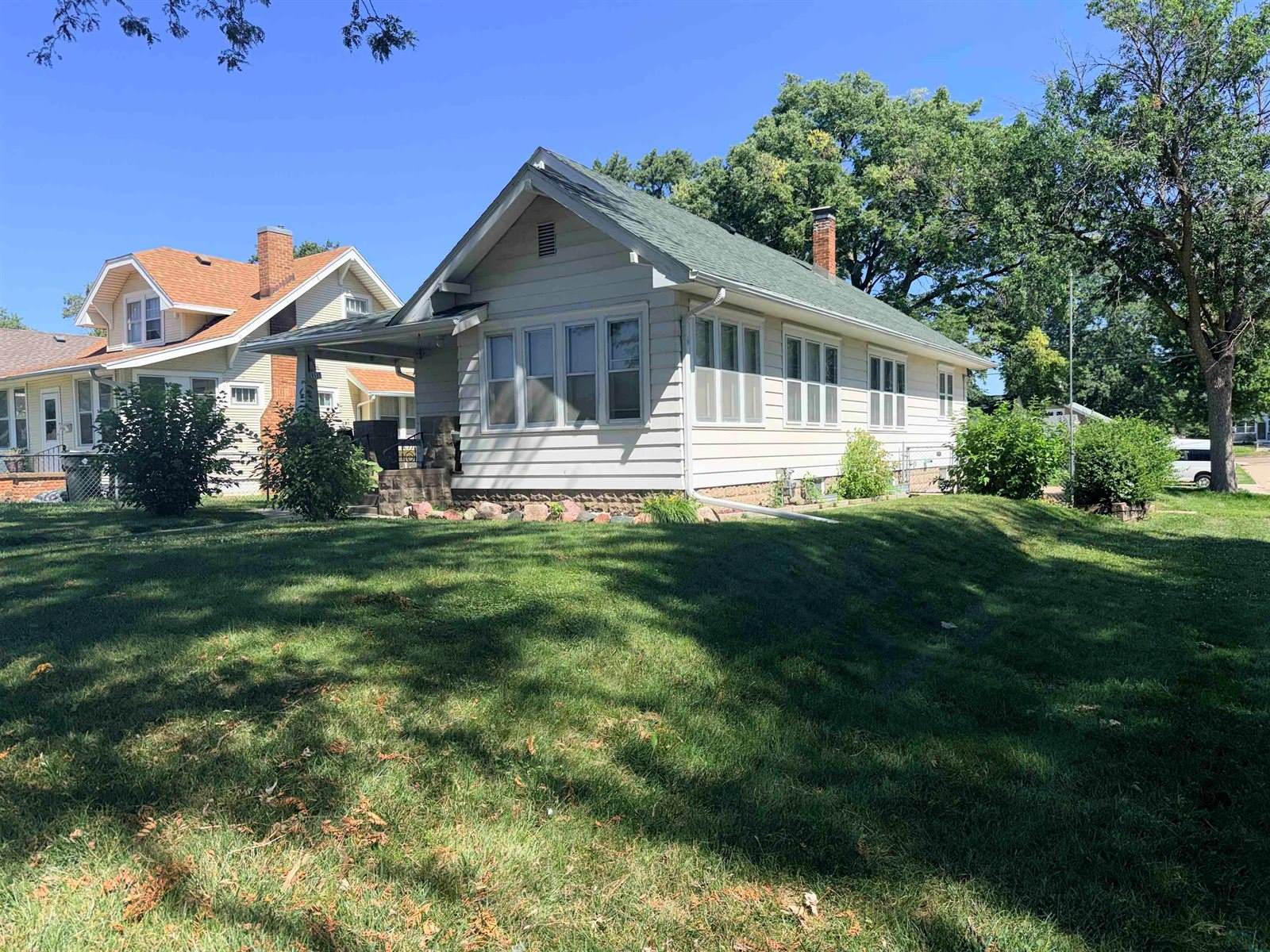 3335 6th Ave, Sioux City, IA 51106