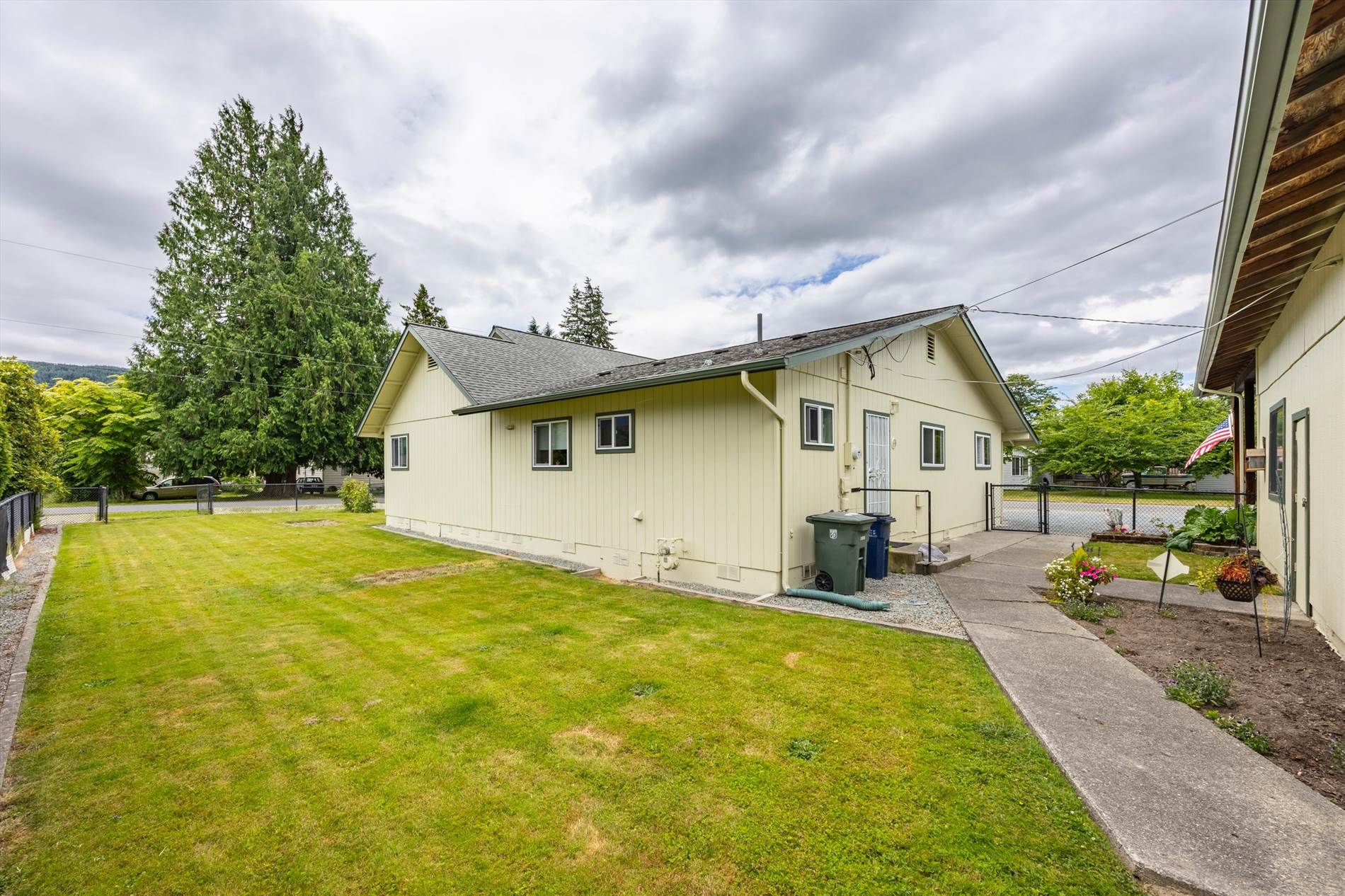 1002 Nelson Street, Sedro Woolley, WA 98284