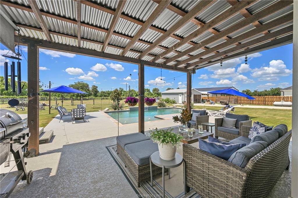 831 Mimosa Lane, Franklin, TX 77856