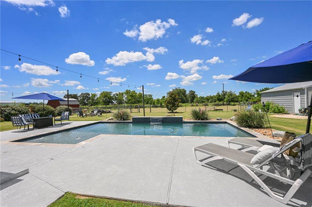 831 Mimosa Lane, Franklin, TX 77856