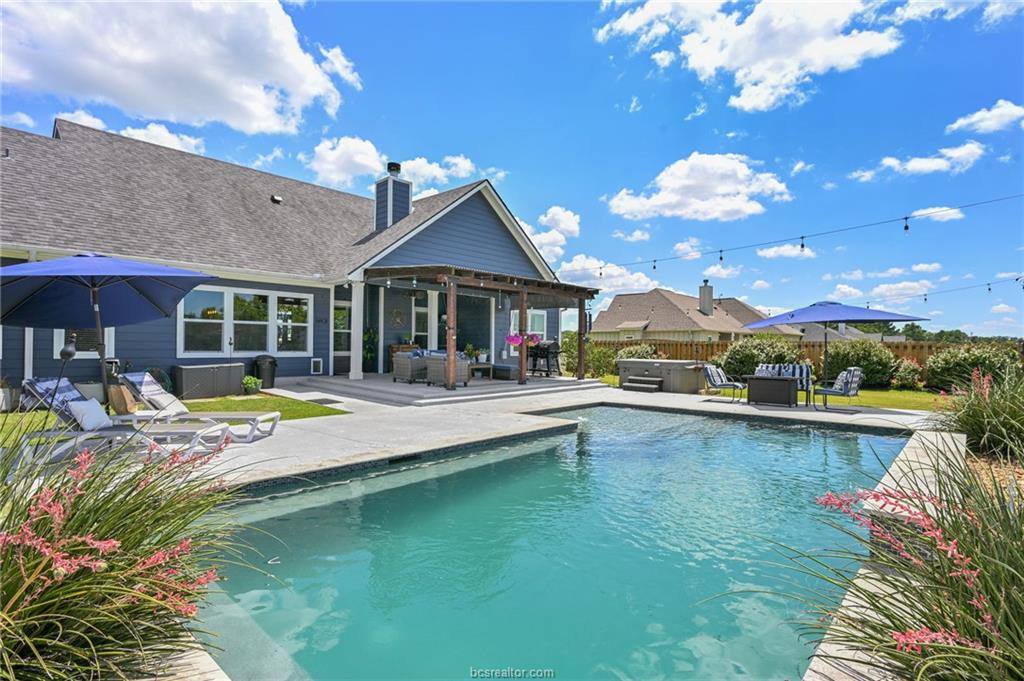831 Mimosa Lane, Franklin, TX 77856