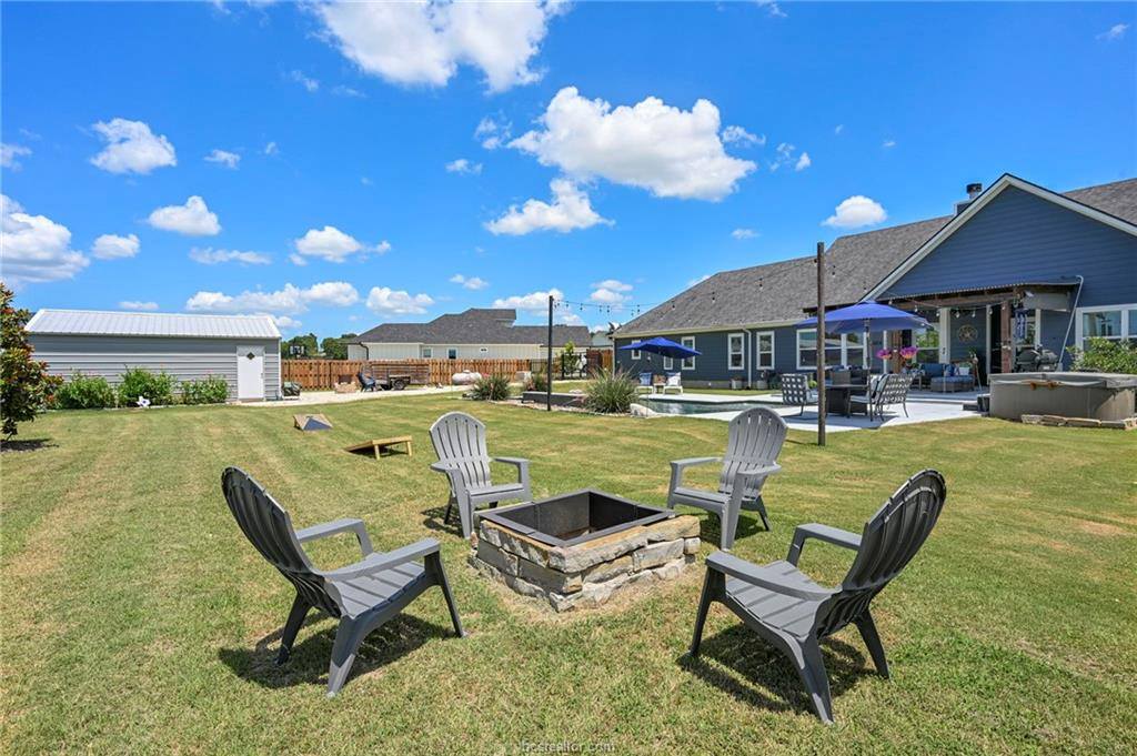 831 Mimosa Lane, Franklin, TX 77856