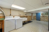 2730 Oakwood Drive, Green Bay, WI 54304