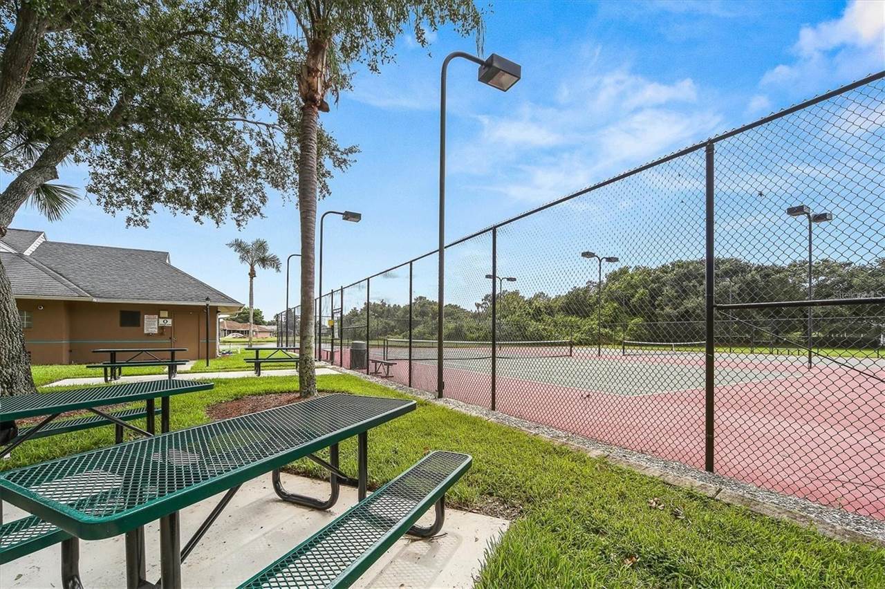 4624 73RD Street East, Bradenton, FL 34203