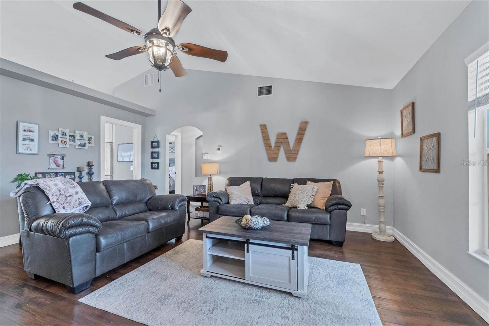 4624 73RD Street East, Bradenton, FL 34203