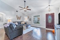4624 73RD Street East, Bradenton, FL 34203