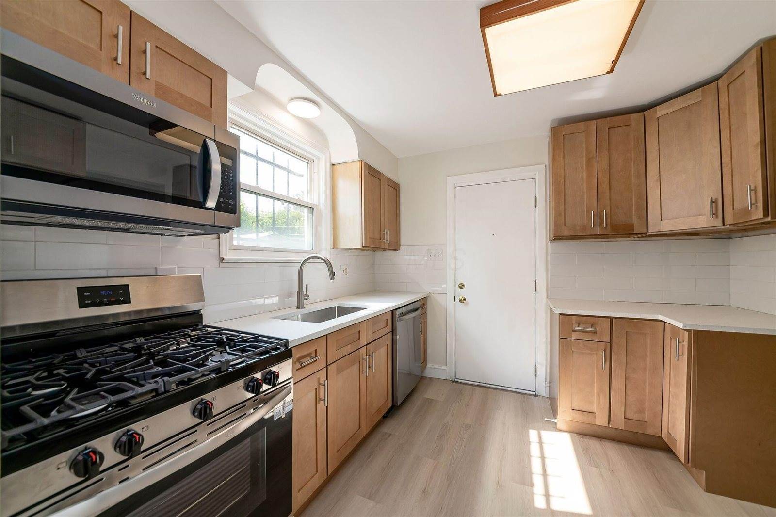 1736 East Frankfort Street, Columbus, OH 43206