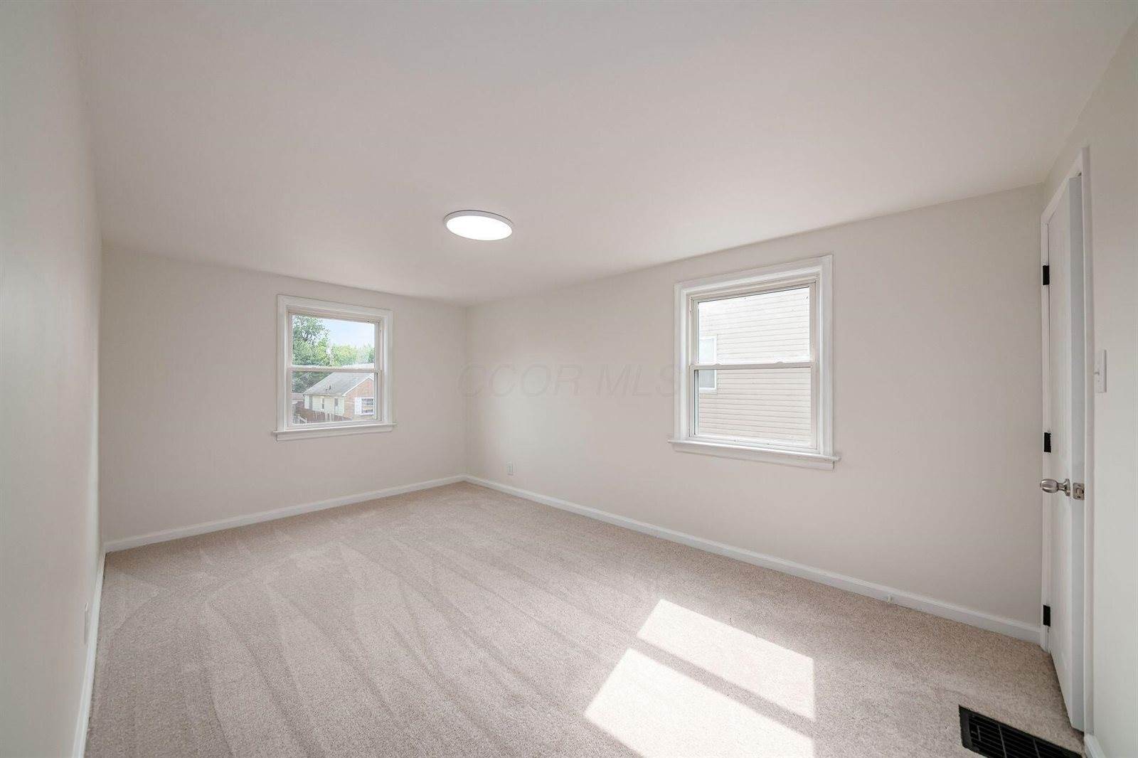 1736 East Frankfort Street, Columbus, OH 43206