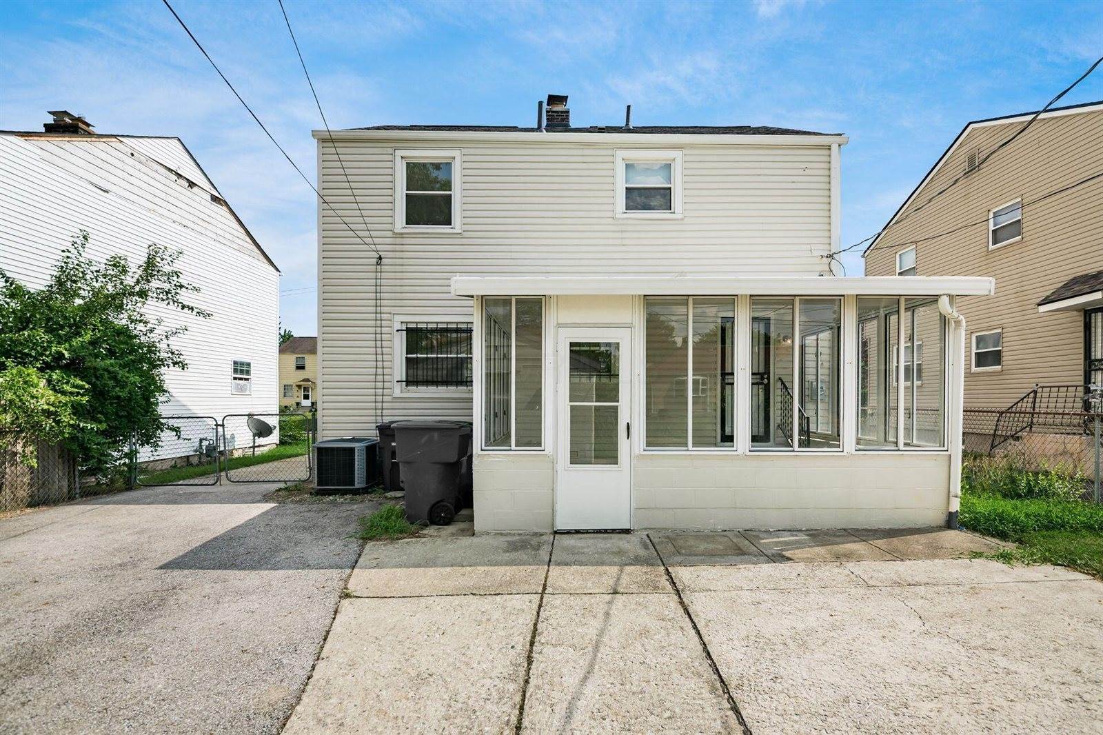 1736 East Frankfort Street, Columbus, OH 43206