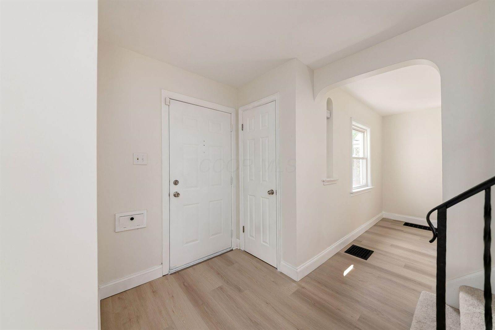 1736 East Frankfort Street, Columbus, OH 43206