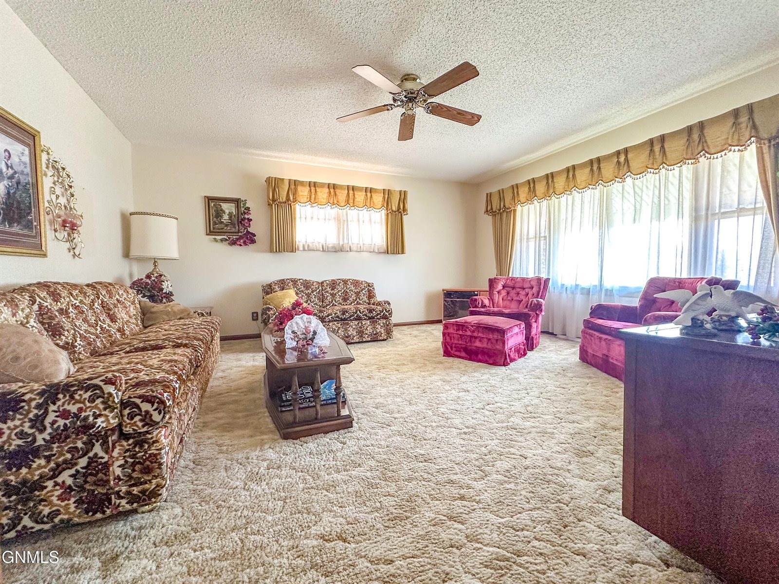 2124 D Avenue East, Bismarck, ND 58501