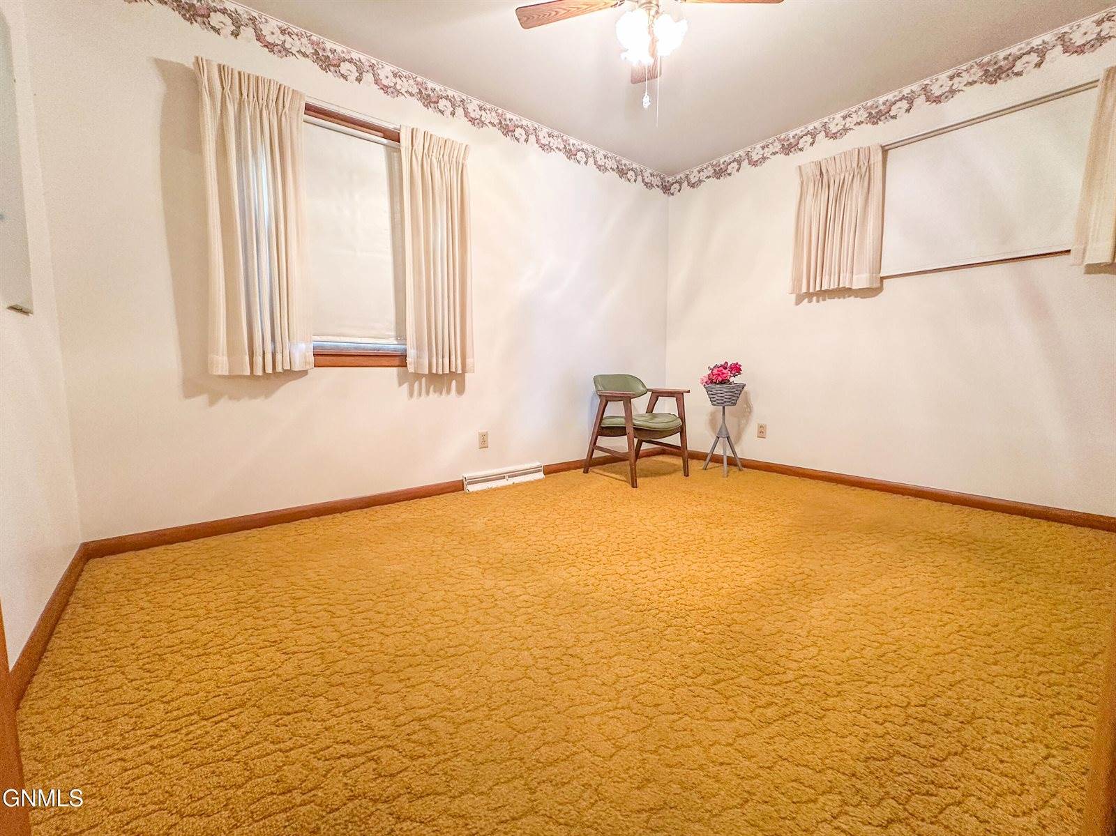 2124 D Avenue East, Bismarck, ND 58501