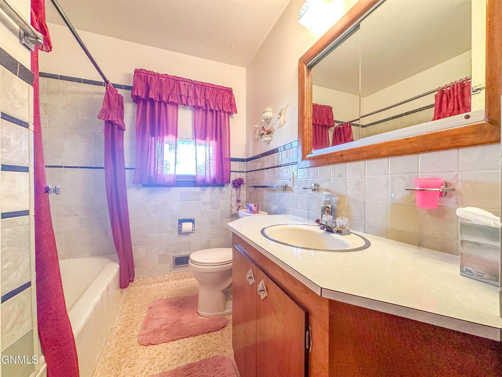 2124 D Avenue East, Bismarck, ND 58501