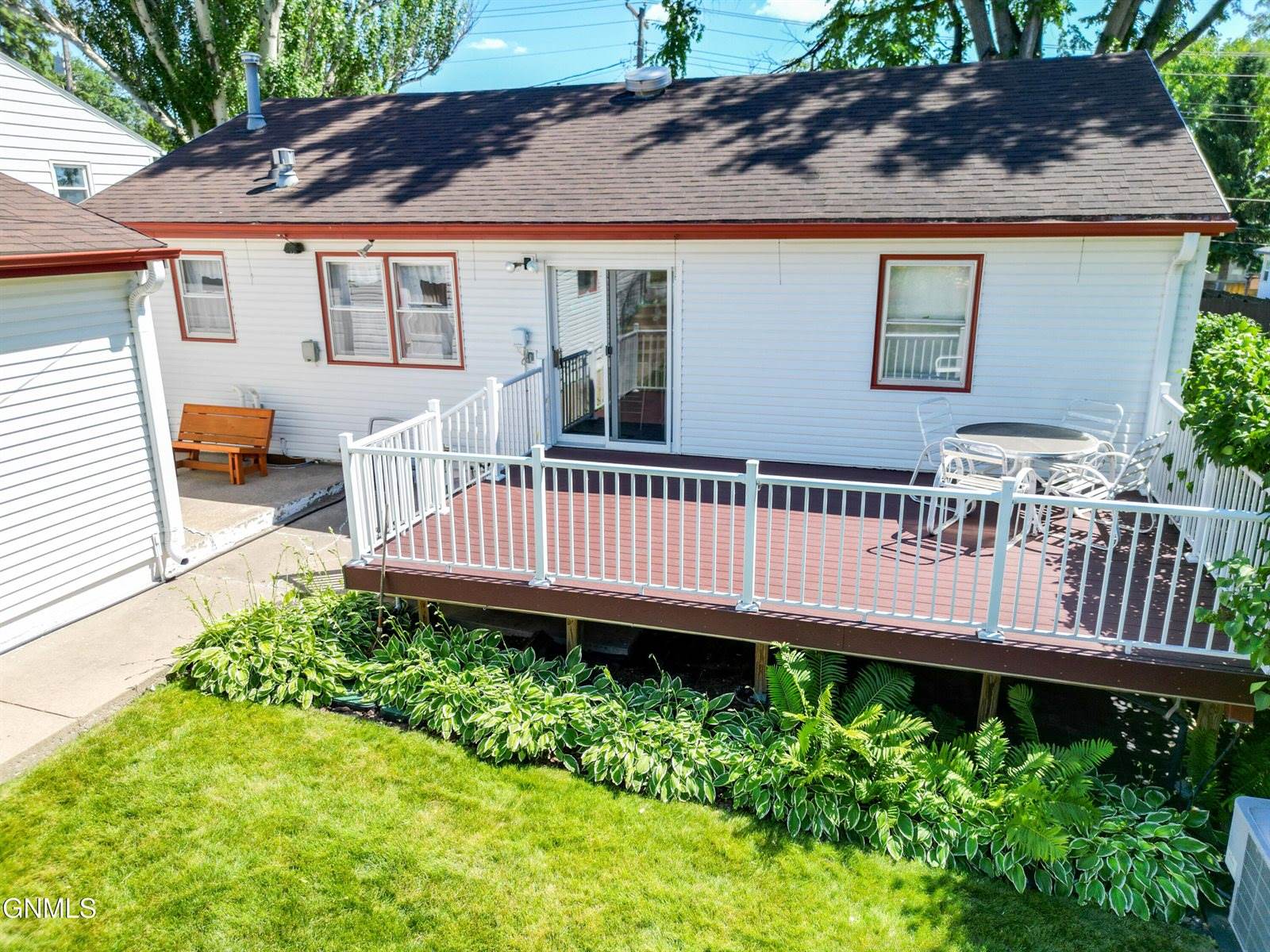 2124 D Avenue East, Bismarck, ND 58501