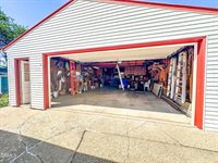 2124 D Avenue East, Bismarck, ND 58501