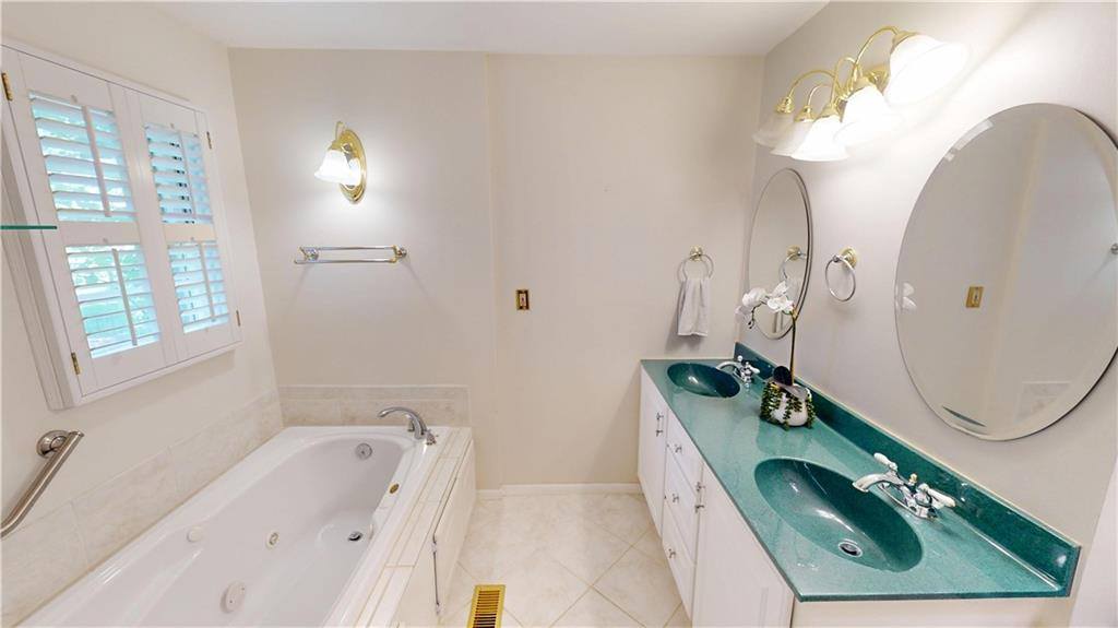 11719 West 54th Street, Shawnee, KS 66203