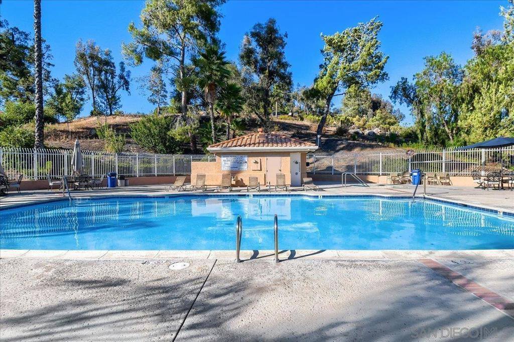 13801 Pinkard Way, El Cajon, CA 92021