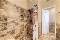 13801 Pinkard Way, El Cajon, CA 92021