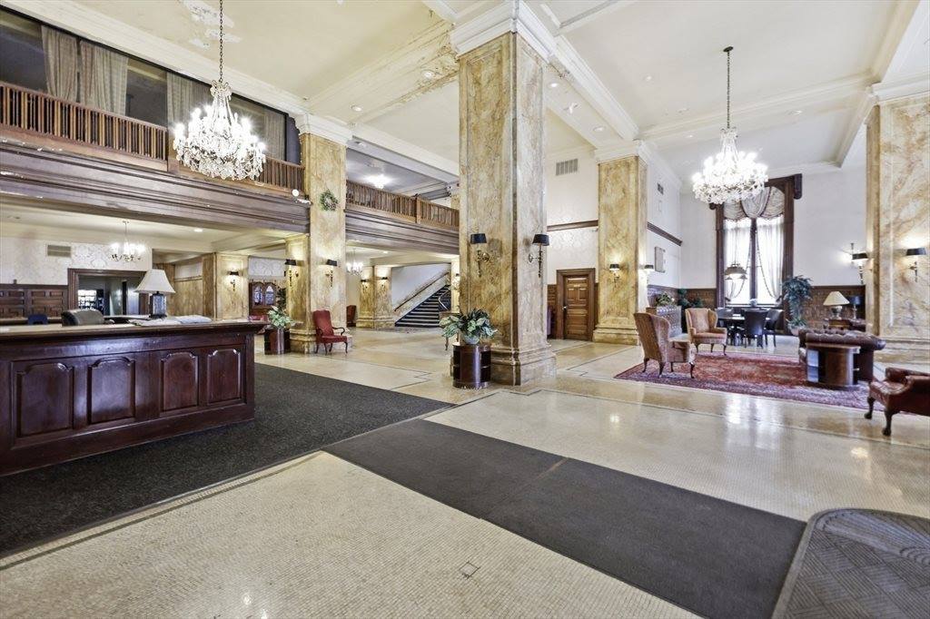140 Chestnut St, Springfield, MA 01103