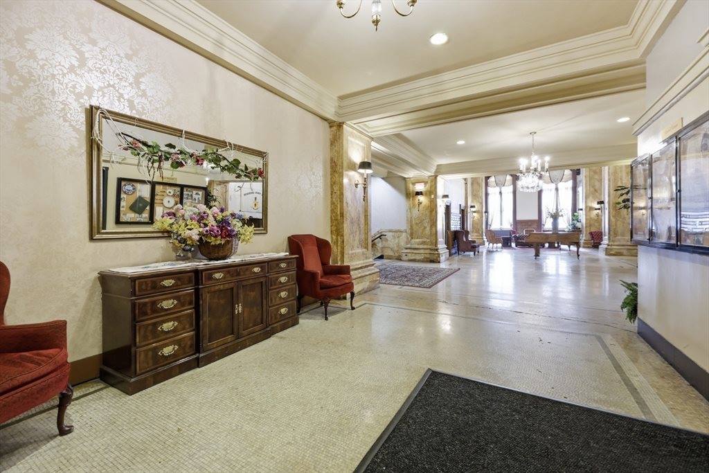 140 Chestnut St, Springfield, MA 01103