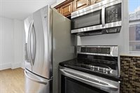 140 Chestnut St, Springfield, MA 01103