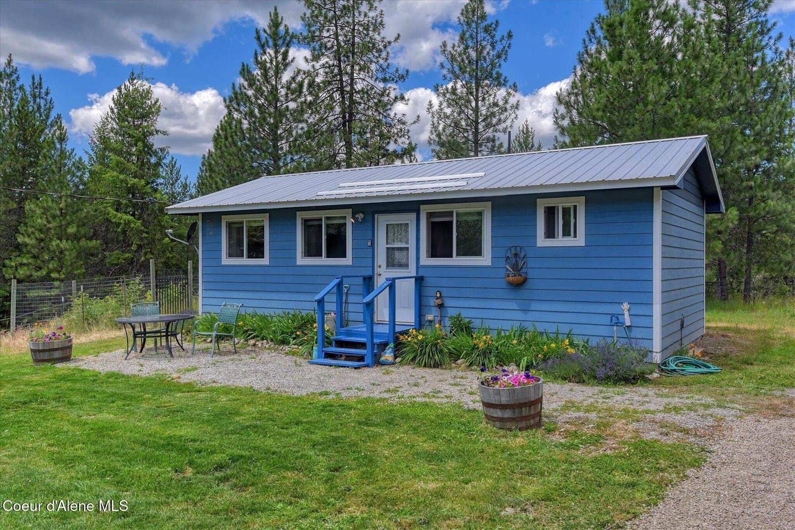 491 Pine View Ln, Spirit Lake, ID 83869