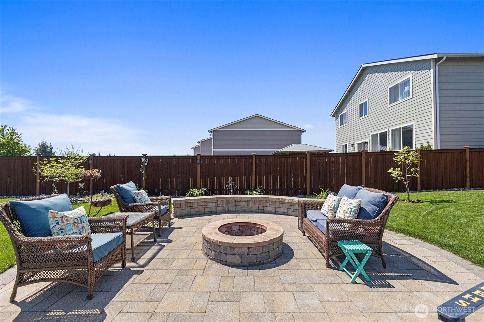 1720 River Walk Lane, Burlington, WA 98233